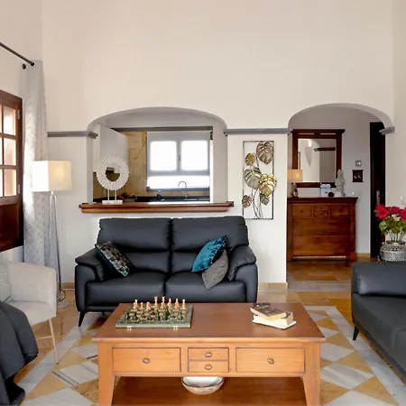 Casa Karoline Villa *