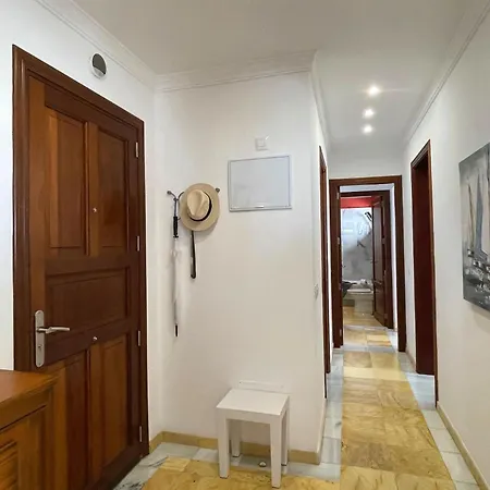 Casa Karoline With A Sunny Terrace, Heated Pool, Comfort And Privacy In A Quiet Neighborhood 빌라 *