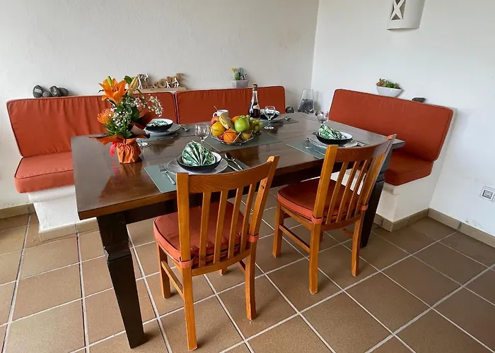 Willa Casa Karoline With A Sunny Terrace, Heated Pool, Comfort And Privacy In A Quiet Neighborhood *