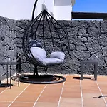 Casa Karoline With A Sunny Terrace, Heated Pool, Comfort And Privacy In A Quiet Neighborhood Вилла *