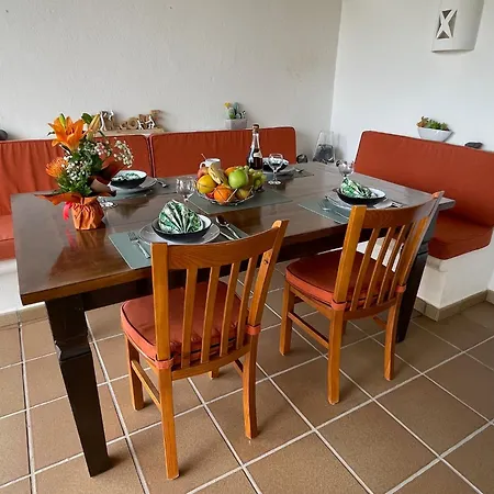 Villa Casa Karoline With A Sunny Terrace, Heated Pool, Comfort And Privacy In A Quiet Neighborhood *